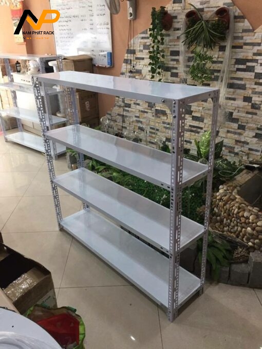 Mẫu kệ chứa hàng 4 tầng