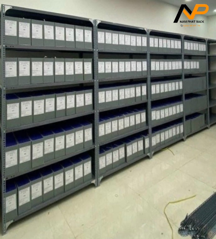 Kệ sắt V lỗ 6 tầng đựng sách