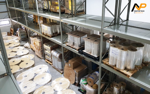 Kệ hạng nặng selective