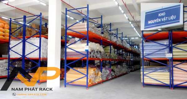 Giá kệ trung tải hạng nặng