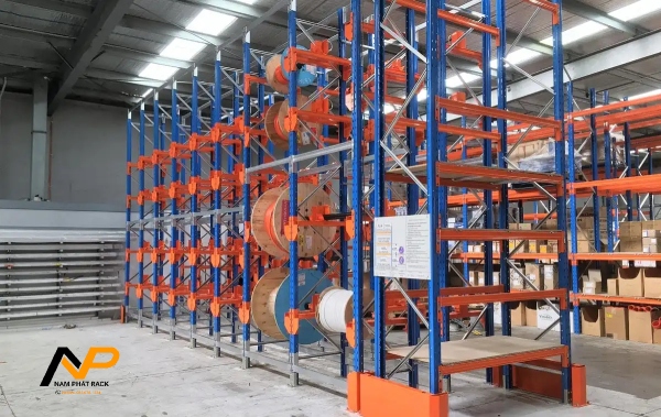 Lựa chọn giá kệ pallet phù hợp Lựa chọn giá kệ pallet phù hợp