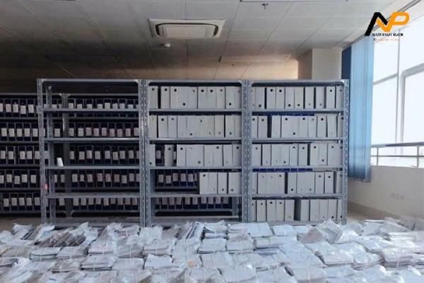 Bảo quản kệ sắt văn phòng