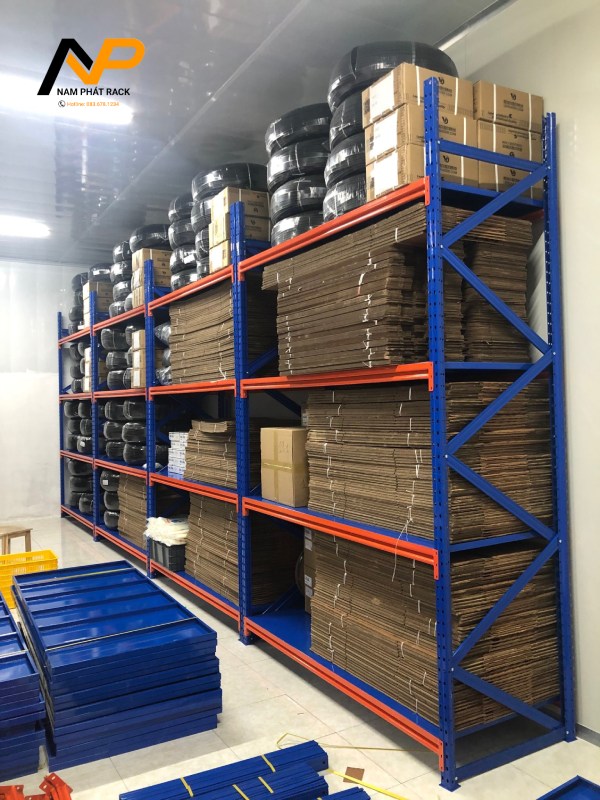 Tính tải trọng của kệ trung tải