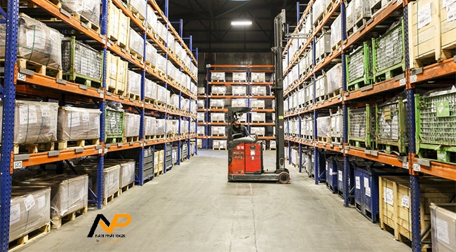 Kệ chứa pallet hạng nặng kho hàng