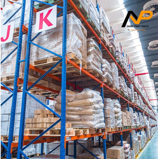 Kệ xếp Pallet kho chứa hàng