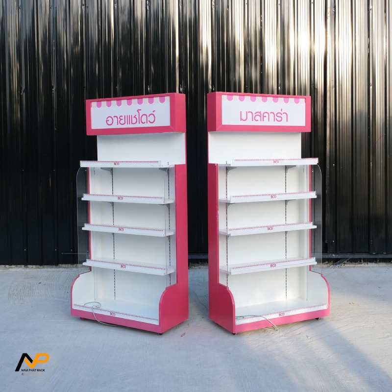 Mẫu kệ để hàng siêu thị