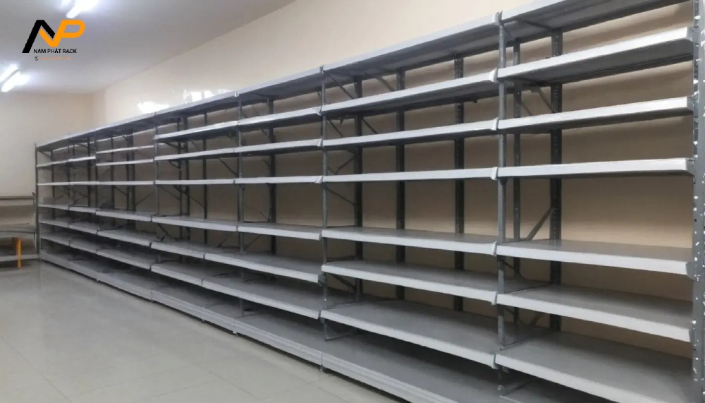 Kiến trúc kệ kho siêu thị