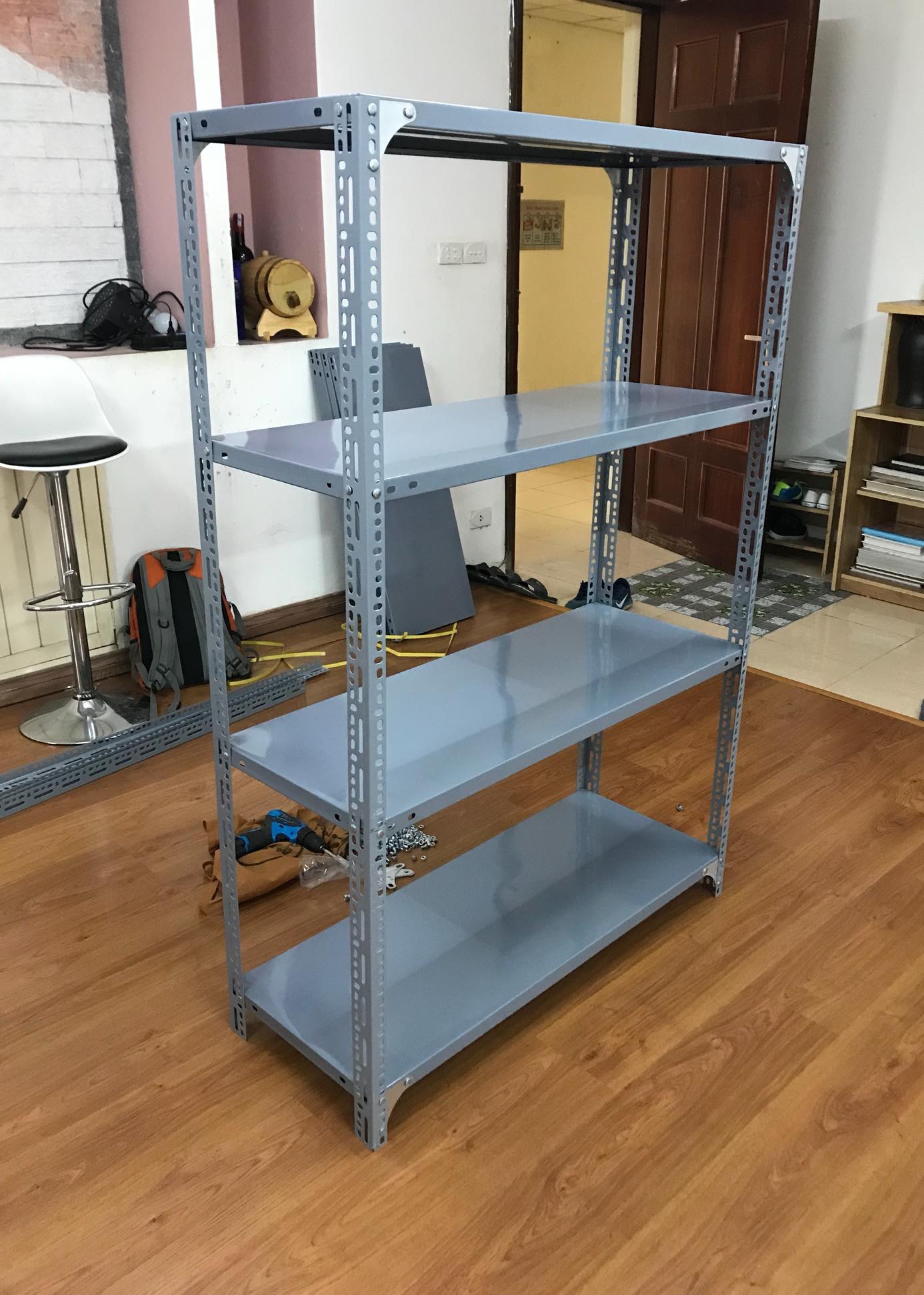 Giá Kệ Sắt 4 tầng: dài 1m - rộng 0,4m - cao 1,5m